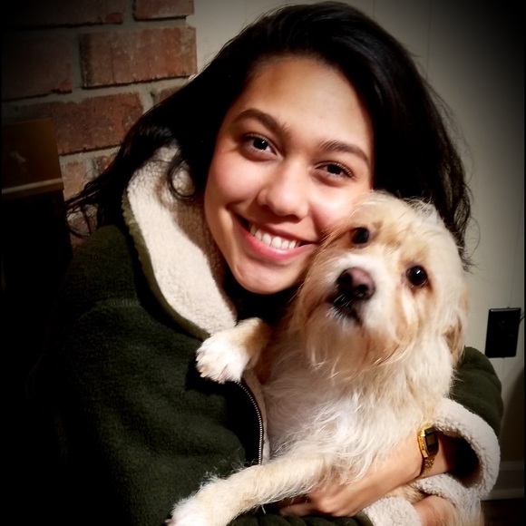 Meet your Posher, Catalina - Picture 1 of 1